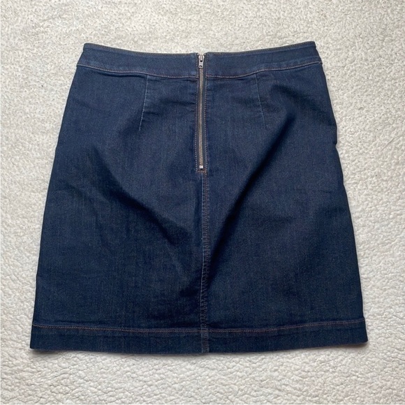 Loft Dark Denim A-line Mini Skirt Zipper Pockets Size 2 - Picture 3 of 7